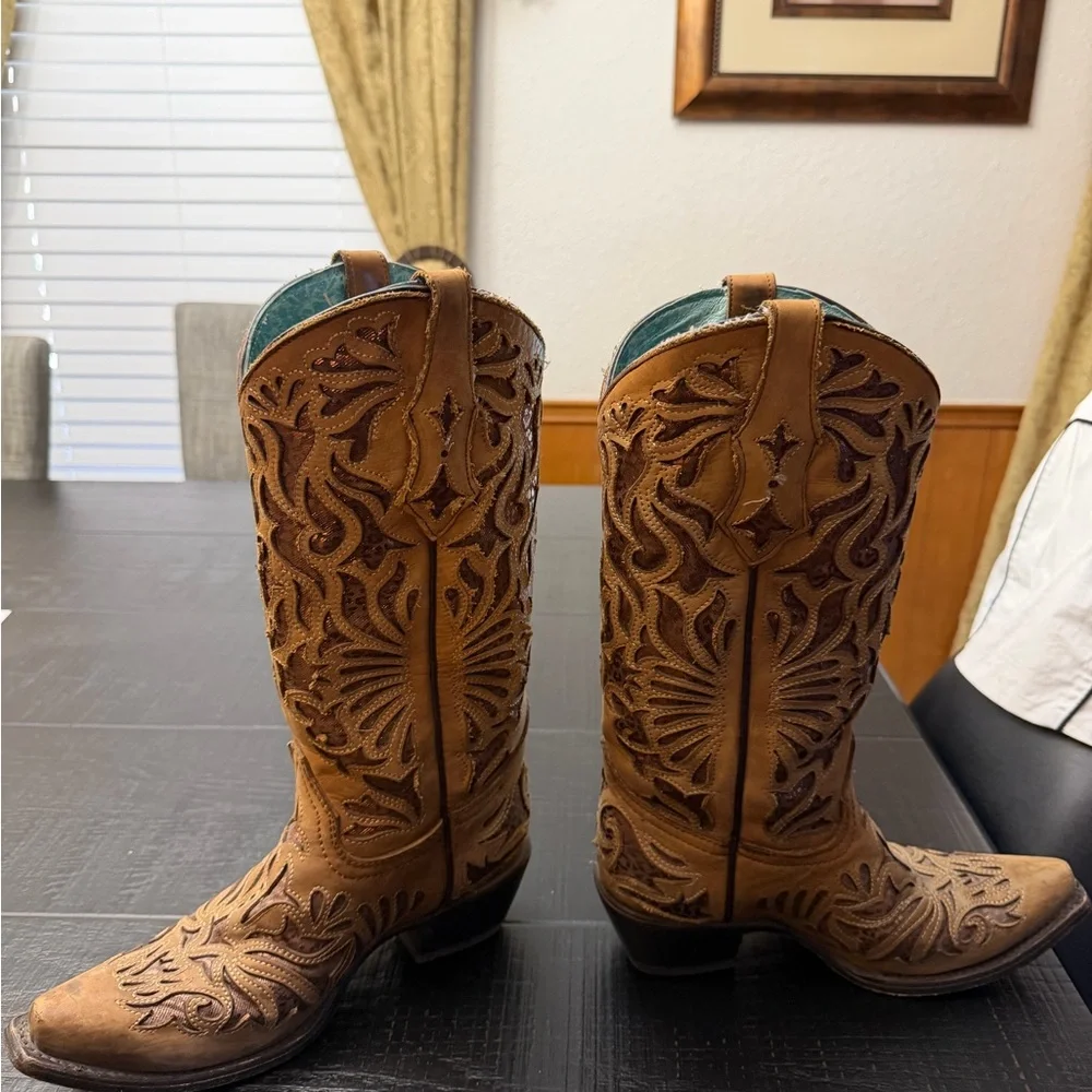 Corral Tan and Teal Western Boots - Picture 6 of 8